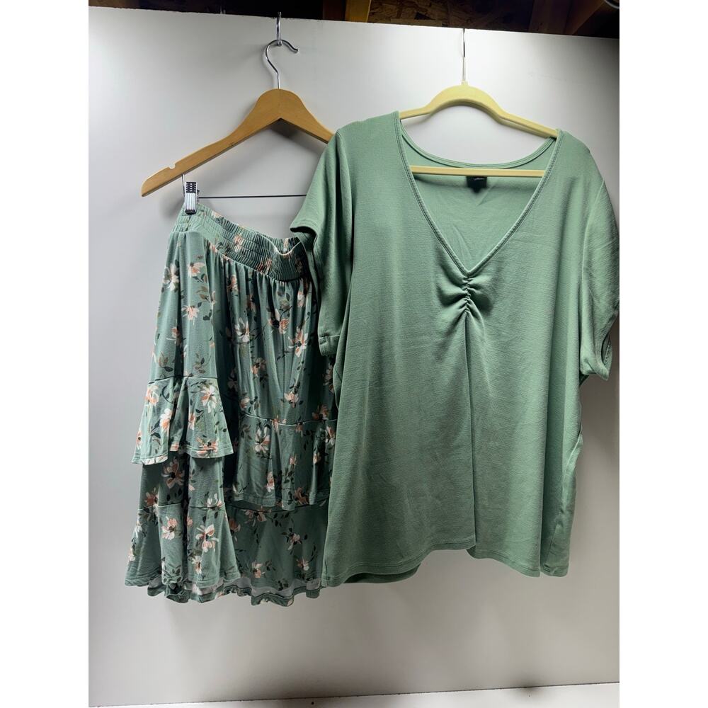 Torrid Women’s Plus Sz 5 (5X) US 28 Cottage Core Skirt & Too Mini Tiered Green